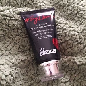 Dr Brandt Microdermabrasion Age-Defying Exfoliator